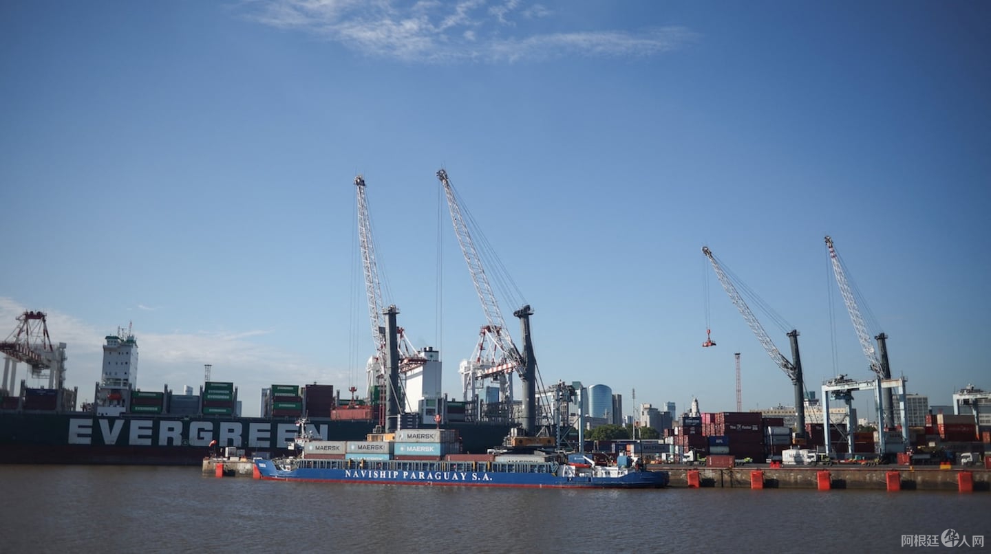 contenedores-en-el-puerto-de-buenos-aires-foto-agustin-marcarianreuters-F5XXC2LO35ESXCLSEZV6LJOC64