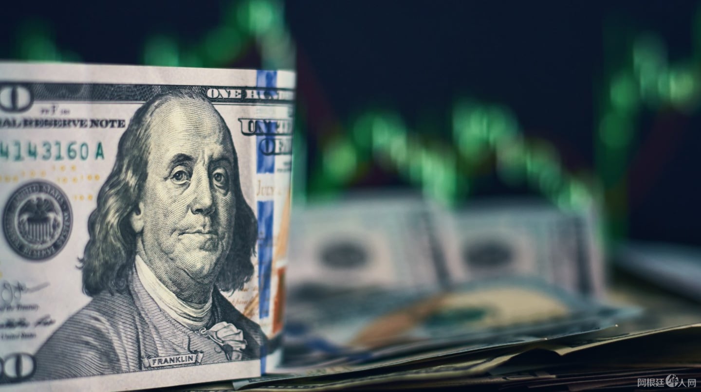 el-dolar-oficial-toca-un-nuevo-record-nominal-foto-adobe-stock-C6JDREJVXJFN5F35TLCBYOOKOM