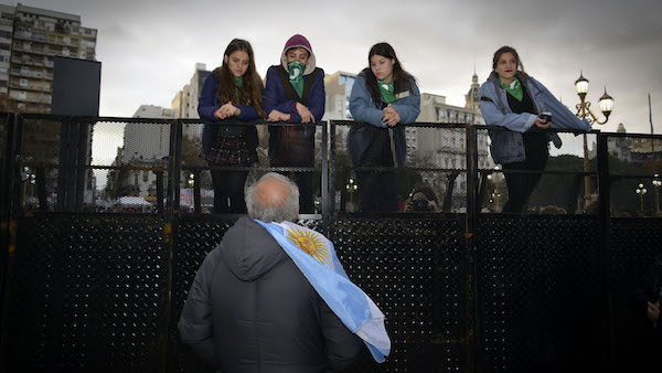 Diputados-debatira-la-legalizacion-del-aborto-congreso-95.jpg