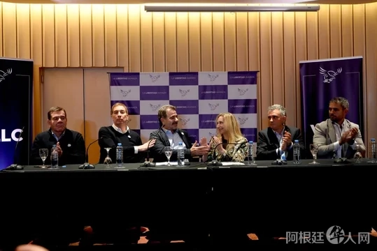 multimedia multimedia