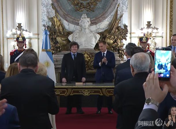 juramento-milei-santilli