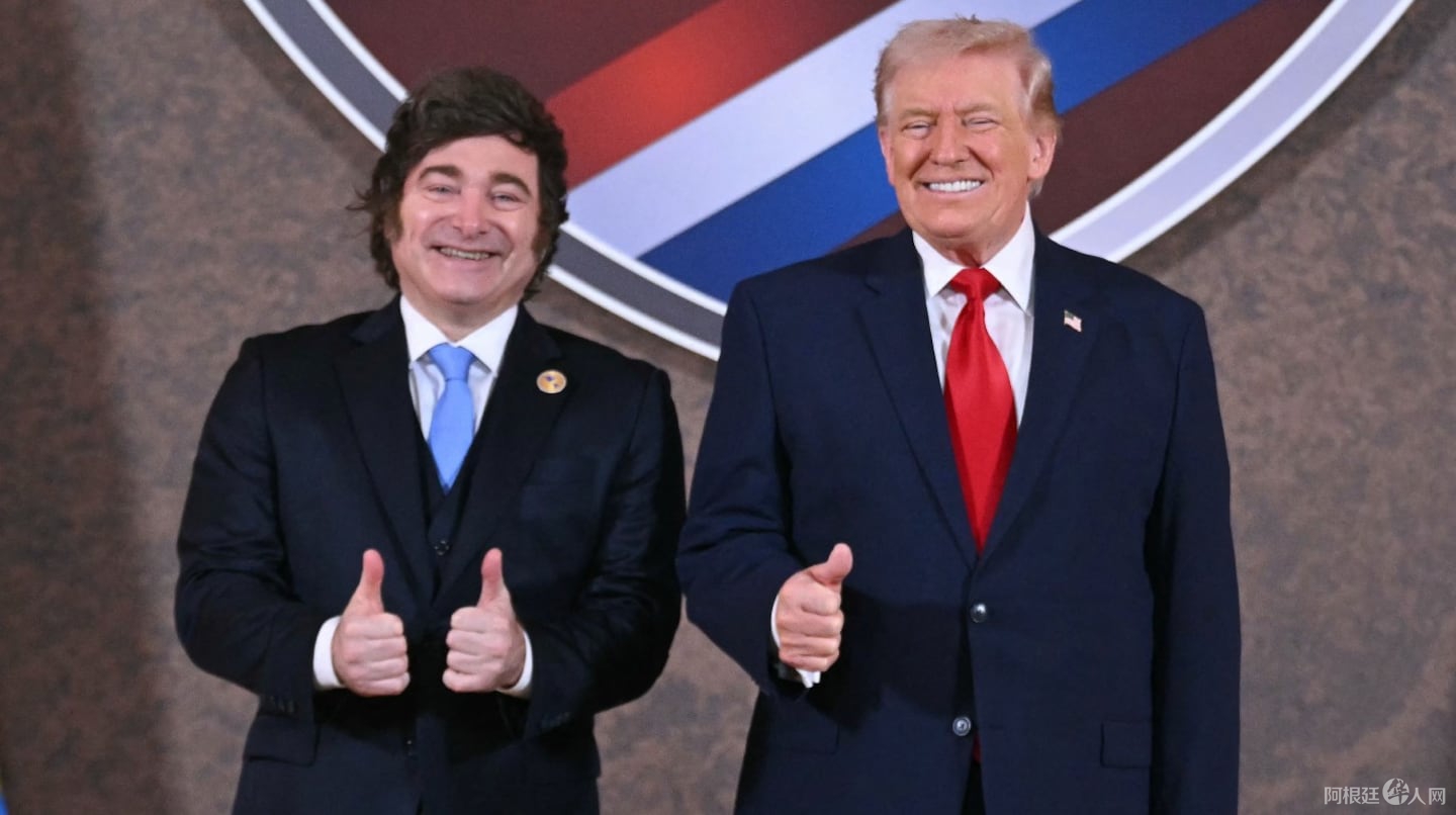 el-presidente-javier-milei-y-su-par-estadounidense-donald-trump-foto-saul-loeb-afp-ZCF66CT4YRHRJNIBEEGMCM3W54